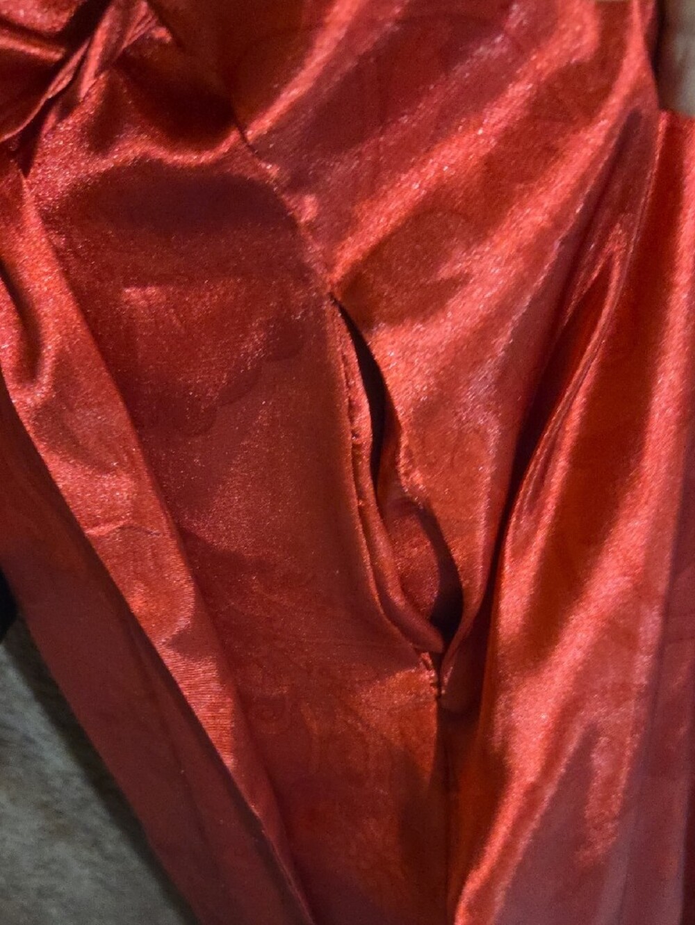 Jones New York Red Satin Long Robe and Gown - Picture 5 of 11